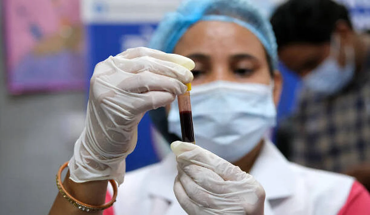 Covid-19 India: देश में 15 हज़ार मामलों के साथ धीमी पड़ी संक्रमण की रफ़्तार