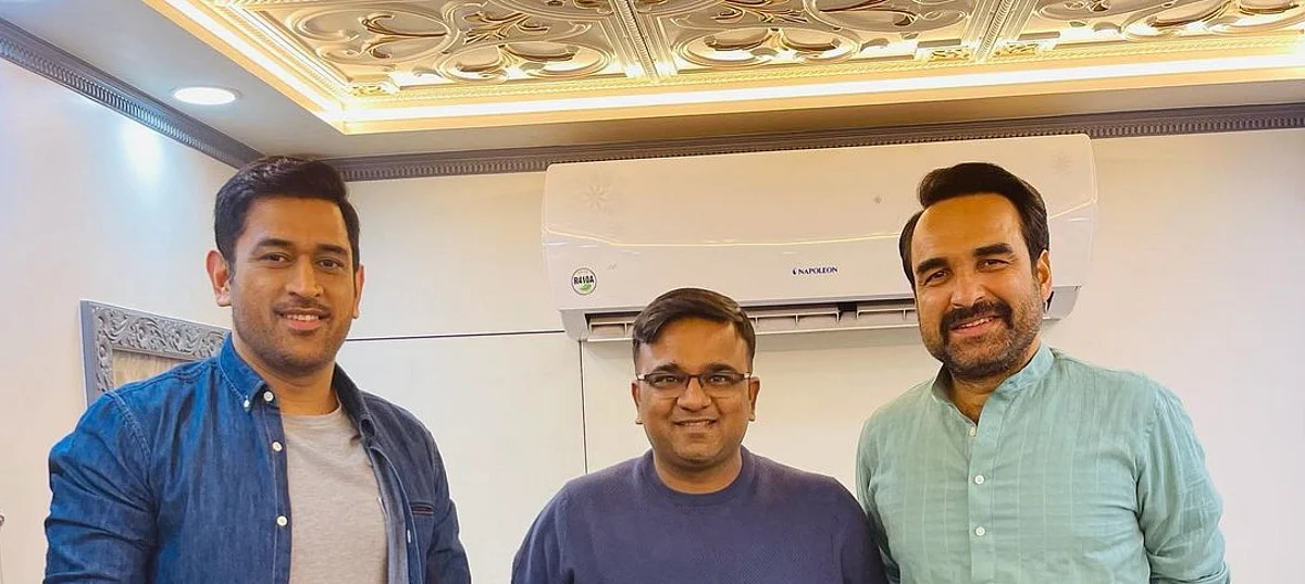 MS Dhoni Ad Shoot: मिर्ज़ापुर के कालीन भईया संग किया एड शूट