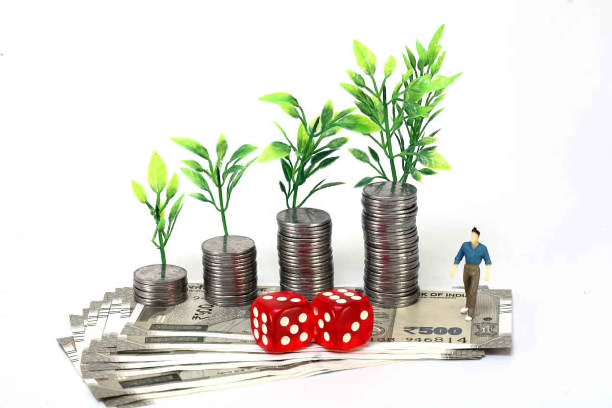 Government Investment Schemes 2022: नए साल में यहां निवेश करके कमाएं ढ़ेर सारा पैसा