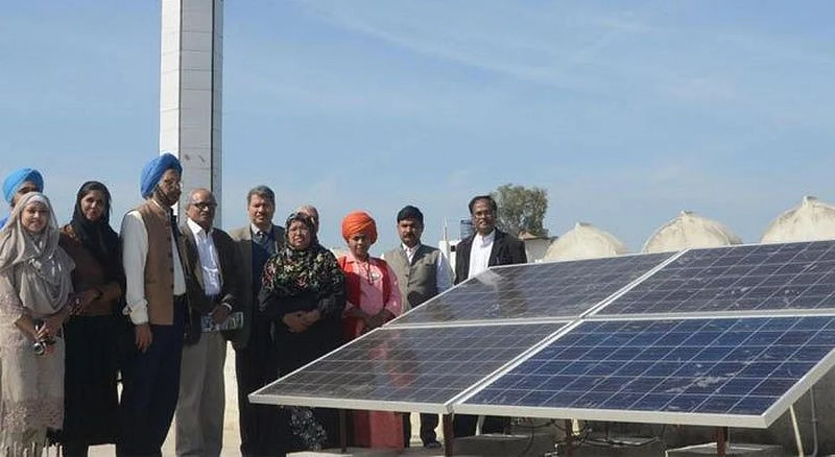 Solar Mosque