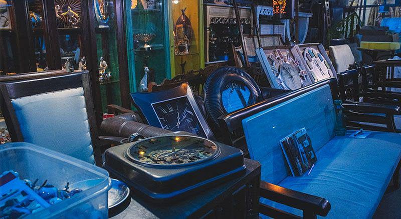 Amar colony furniture market, shopping guide delhi