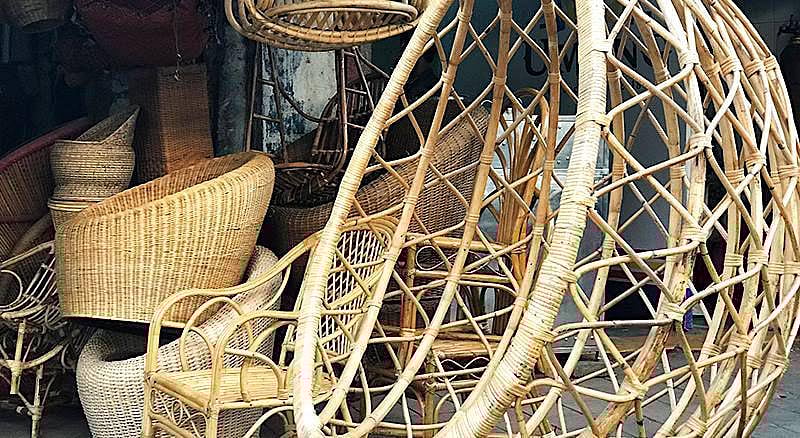 Secondhand Pieces & Thrifty Finds At Mumbai’s Best Furniture Markets