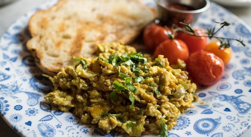 Eggs Kejriwal To Gin Chicken Mumbai's Very Best Country Club Food