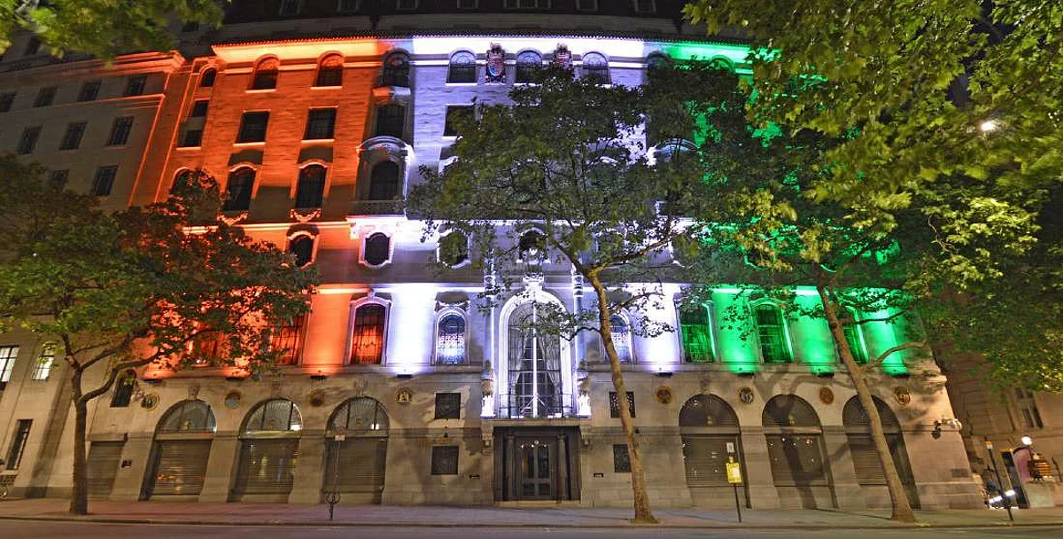 Indian mission lights up in energy efficient colours