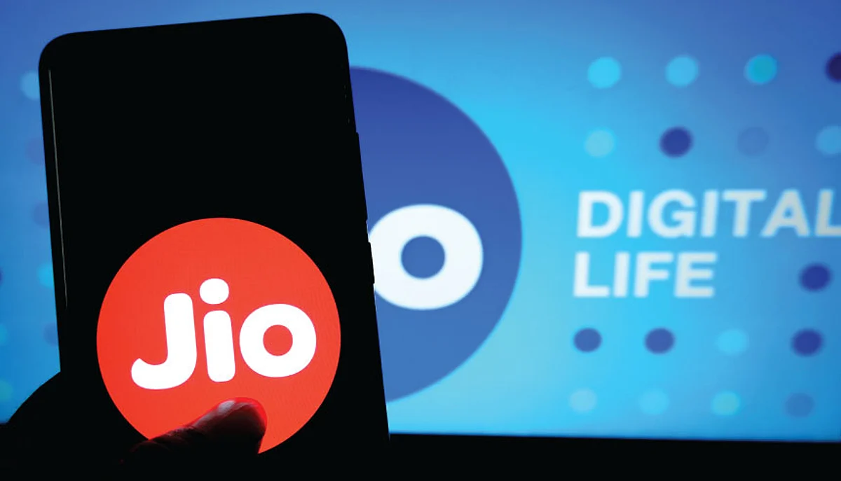 Reliance Industries plans overseas IPO for Jio Platforms