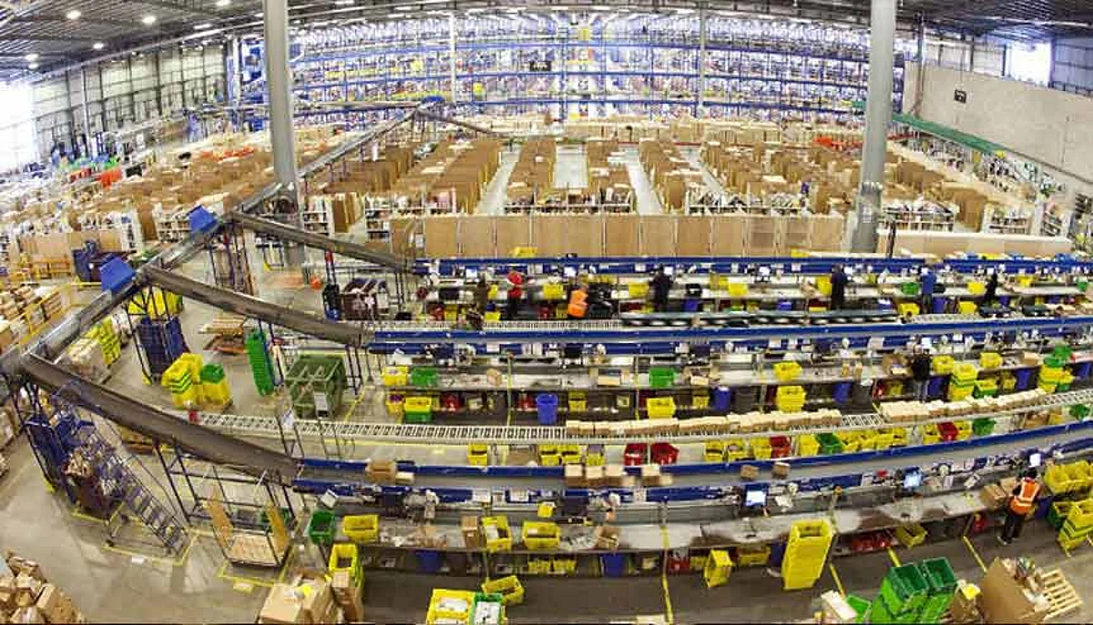 Amazon to open 10 new fulfilment centres in India