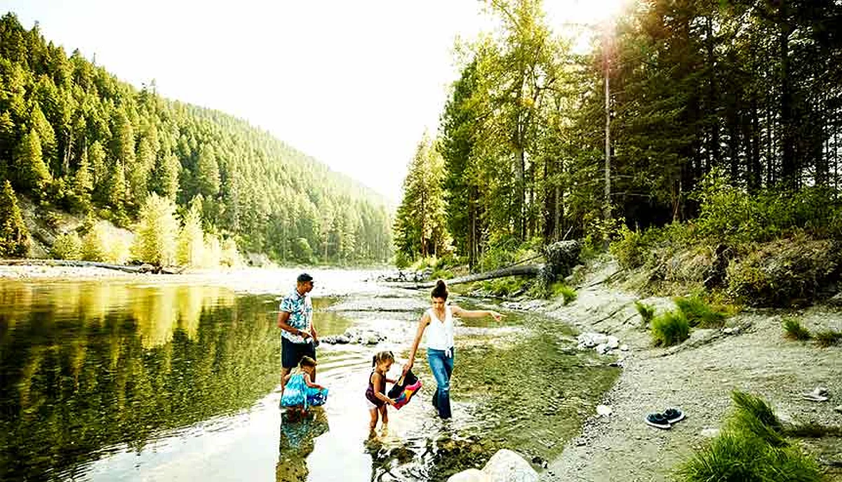 Walks near lakes, rivers benefit mental health: Study