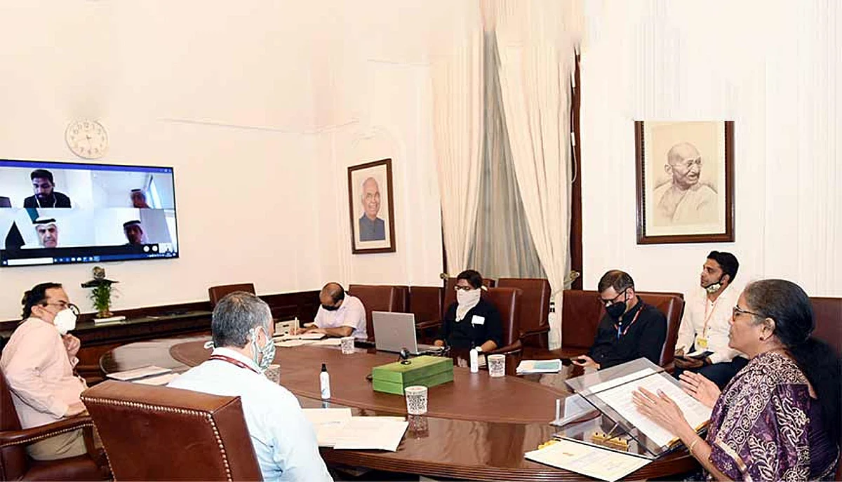India and the UAE seek to enhance commercial ties