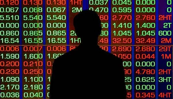Several large investors have impressed upon the government that mandating a secondary domestic listing would impact valuations and raise compliance risks and costs and these could put the companies' future growth prospects at risk.
