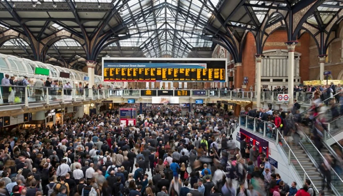 Providing reliable, efficient and environmentally conscious service across the UK′s rail network