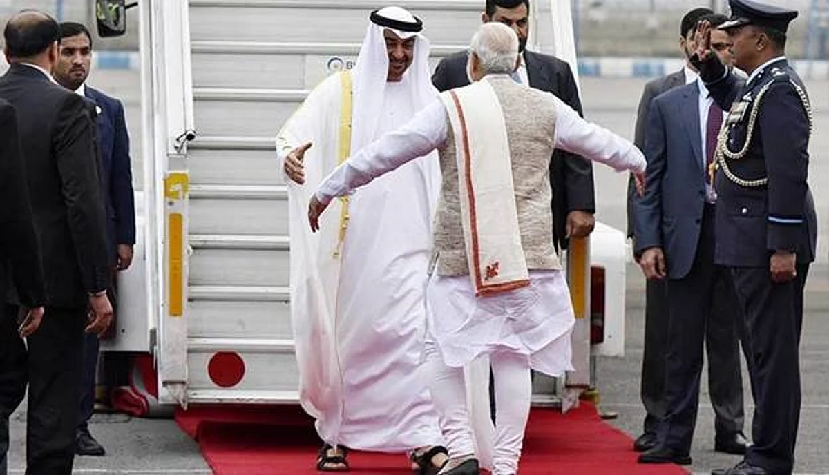 What are the factors that lure India and the GCC states into binding partnerships?