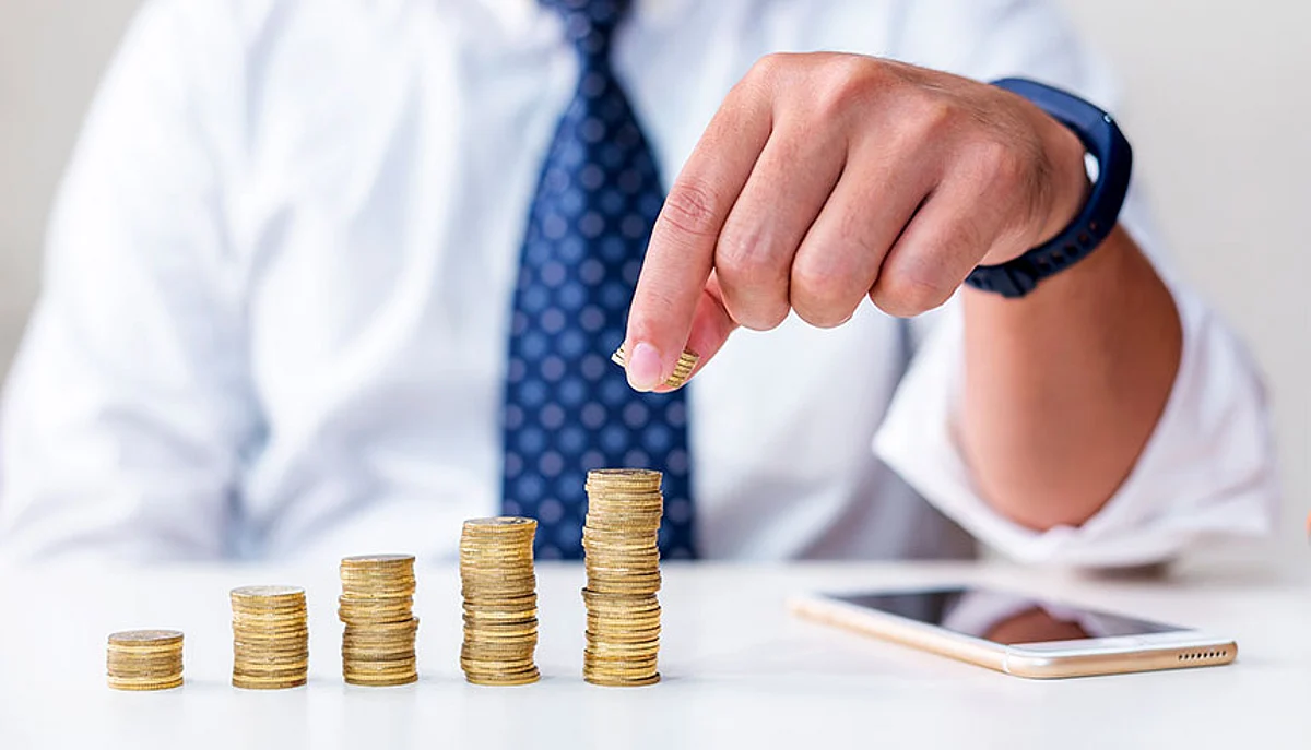 One in five companies plan to hand out double-digit pay hikes, compared to one in less than eight last year. And five out of six companies that had cut salaries last year have already restored employee pay to their previous levels or propose to do so.