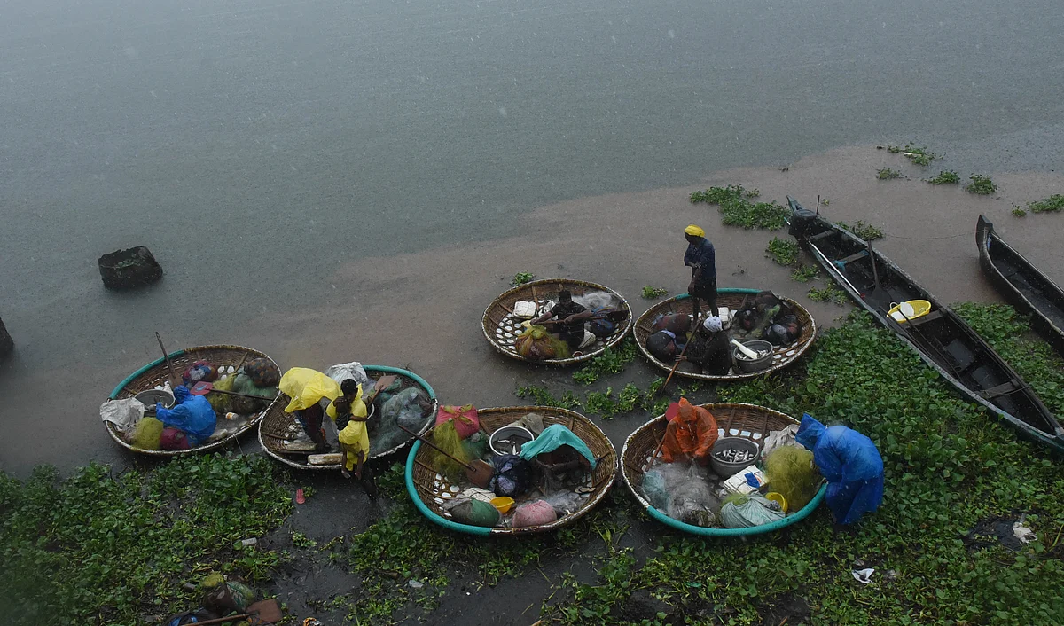 While hoping that the second wave of the pandemic will be less severe on the Indian economy observers are also optimistic that the  monsoon season will bring good news specially to the fortunes of rural India. 