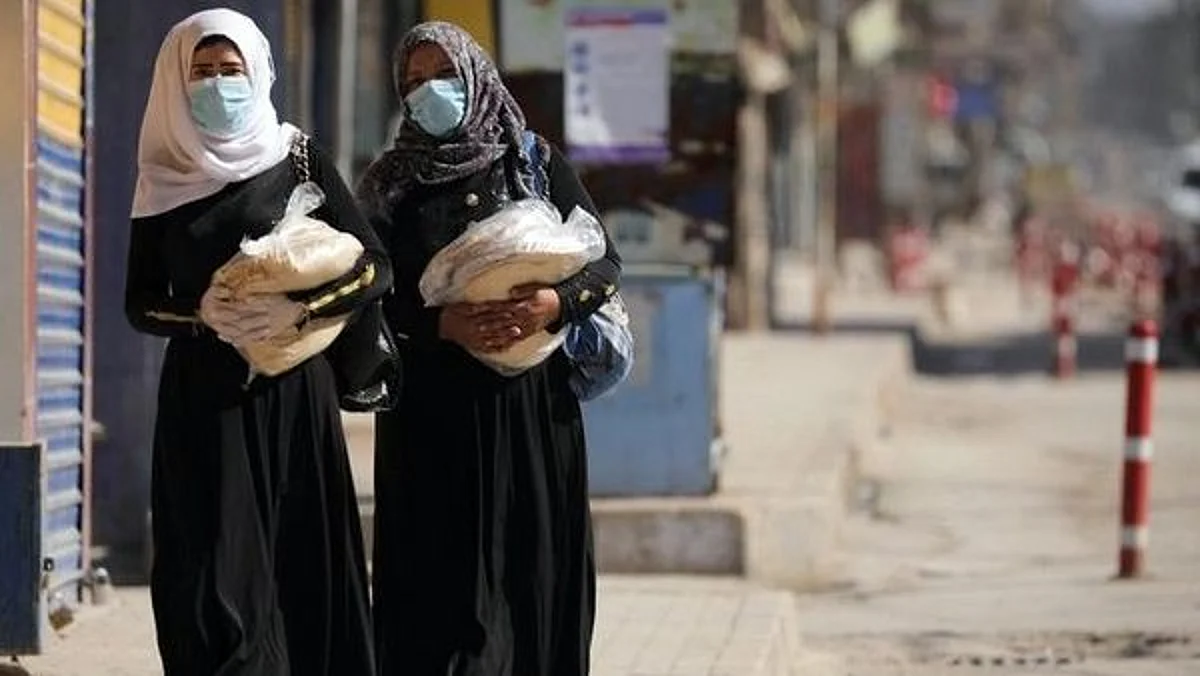 Afghan citizens shopping for food in Kabul. The Indian government has a lot riding on Afghanistan’s stability given that both nations had agreed to the 2011 India-Afghanistan Strategic Partnership Agreement that had recommitted Indian assistance to help rebuild Afghanistan.