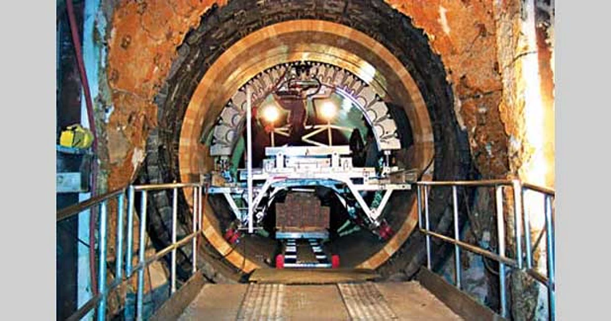 Port-A-Trac refractory transport system for increased efficiency
