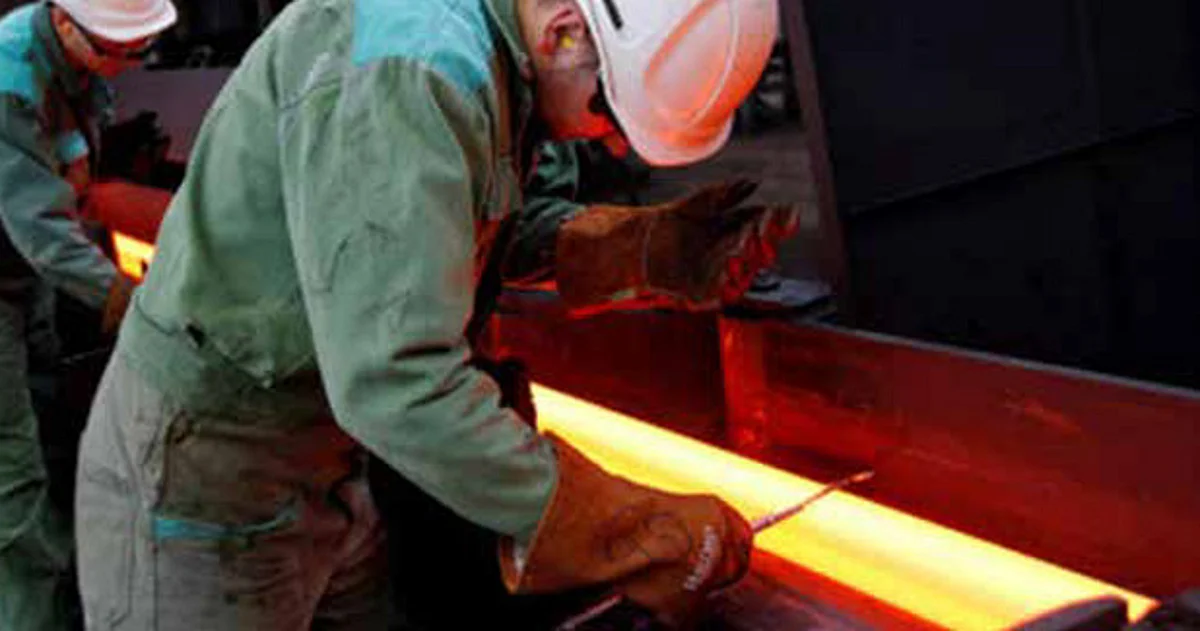 Core sector output expand at 11 month high