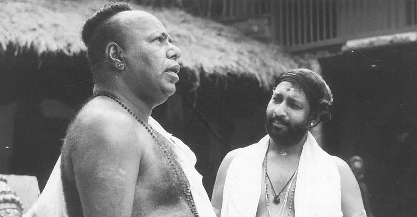 Nedumudi Venu in movie Perumthachan