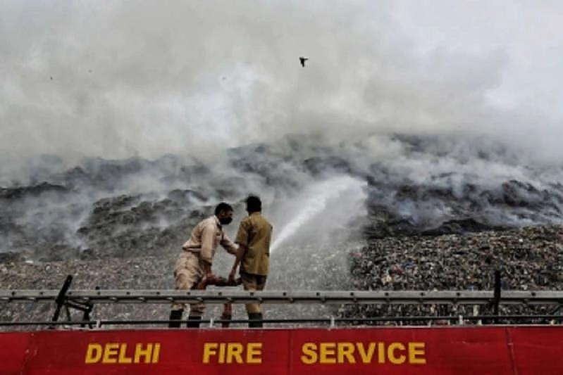 Delhi: Bhalswa landfill site continues to smoulder