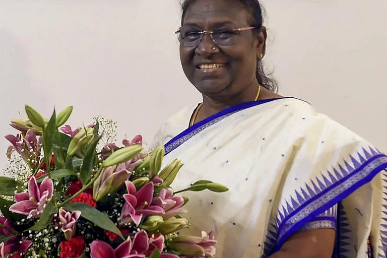 President Droupadi Murmu to attend Queen Elizabeth II’s funeral on 19 September