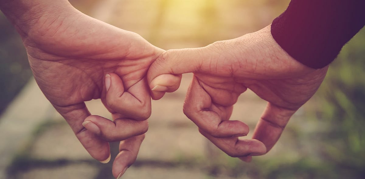 “காதலைக் கொண்டாடுங்கள்.. இயற்கையாக; அரசியலாக; சமூகமாக”: உறவுச் சிக்கல்களும் சமூகமும் - சிறப்புப் பகிர்வு!