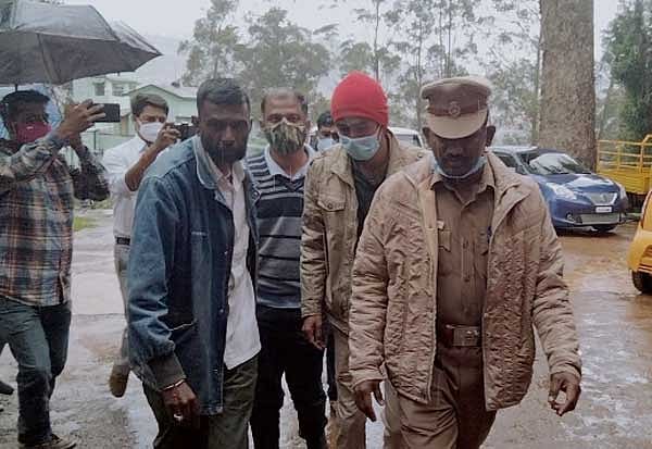 கோடநாடு வழக்கு: EPSன் தூண்டுதலால்தான் கொள்ளையே நடந்தது? பரபரப்பு வாக்குமூலம் அளித்த சயான்!