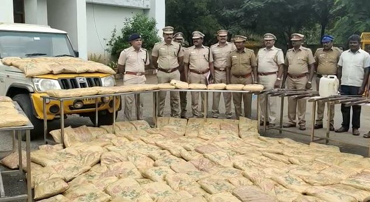 ₹1 கோடி கஞ்சா; 10லி சாராயம், நாட்டுத் துப்பாக்கி என கூண்டோடு கைதான கும்பல் ; வேட்டையாடிய நாமக்கல் போலிஸ் 