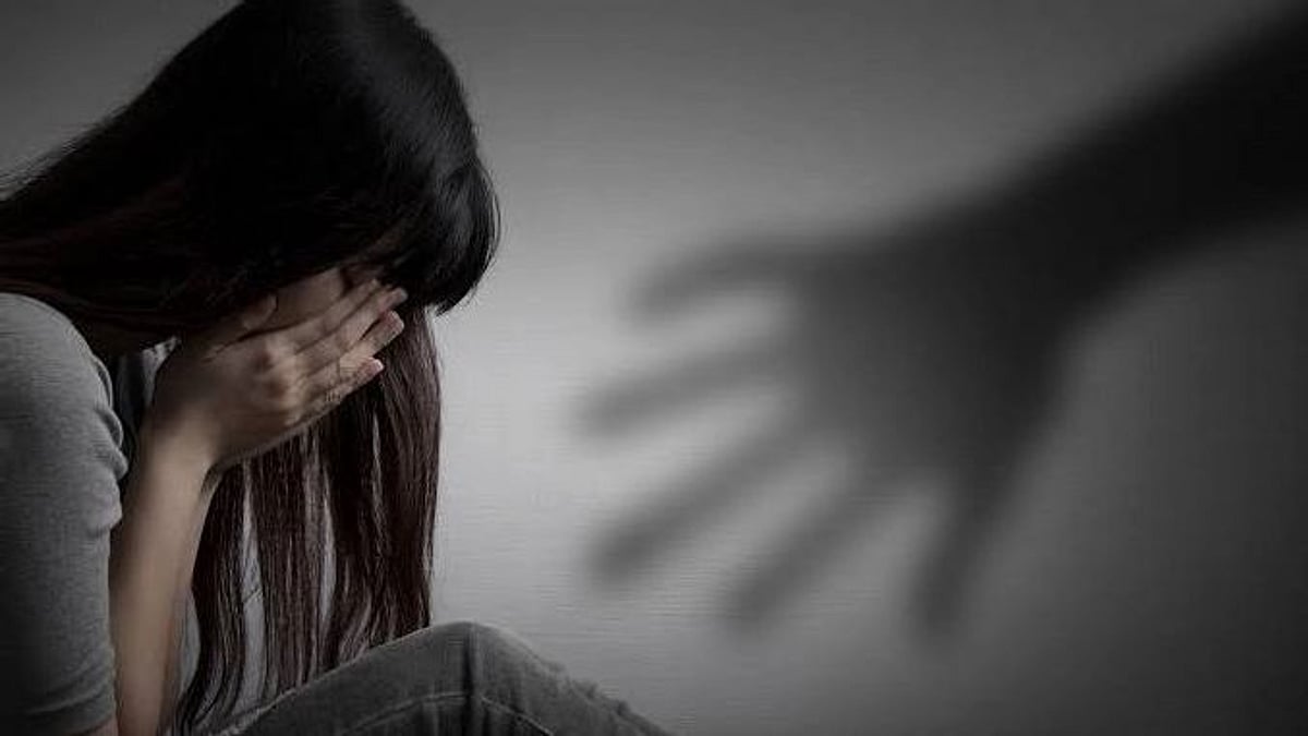 மகன் பள்ளிக்குச் சென்ற நேரத்தில் மருமகளை பாலியல் வன்கொடுமை செய்த மாமனார்.. ம.பி-யில் அதிர்ச்சி சம்பவம்!