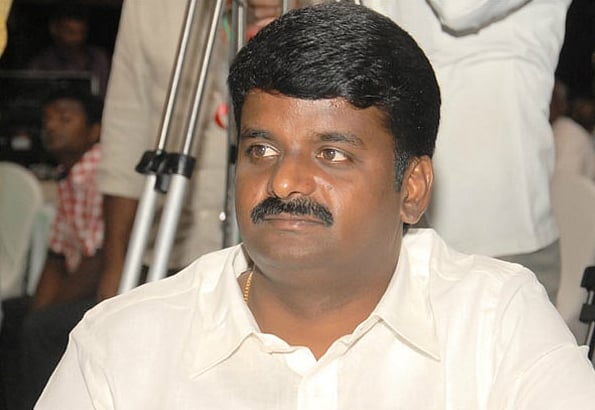 கேரள பெண்ணிடம் மோசடி.. முன்னாள் அமைச்சர் விஜயபாஸ்கரிடம் அமலாக்கத்துறை 2 மணி நேரத்திற்கும் மேலாக விசாரணை!