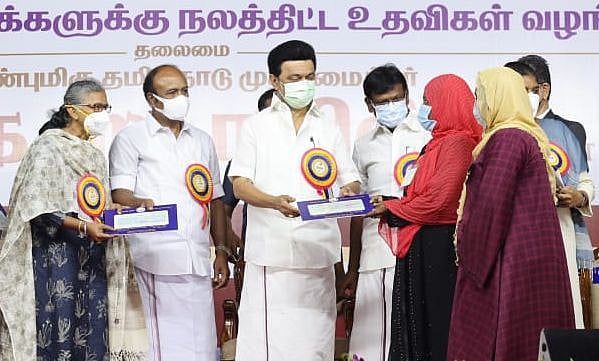 “பெண்களின் முன்னேற்றத்திற்கு தி.மு.க அரசு செய்தது என்ன?” : பட்டியலிட்ட முதலமைச்சர் மு.க.ஸ்டாலின்!