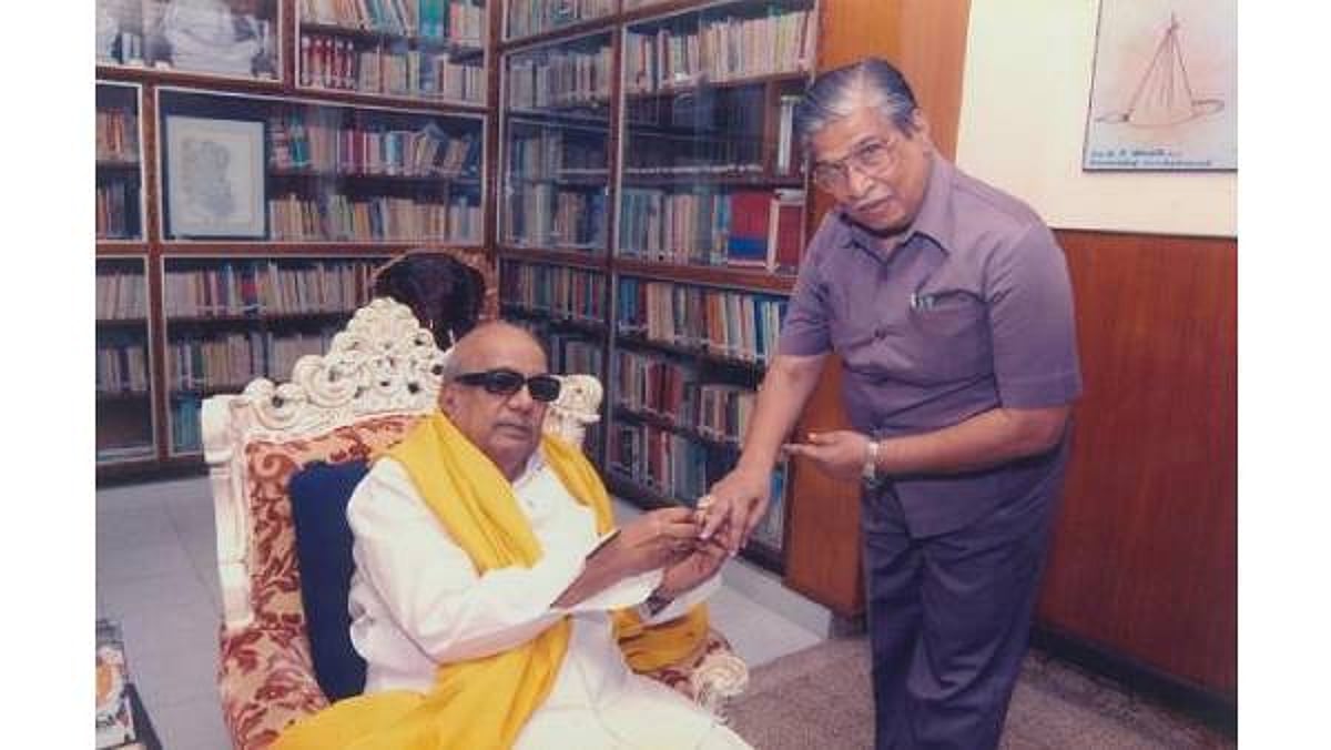 ”கலைஞர் என்ன நினைக்கிறார், சொல்கிறார் என்பது சண்முகநாதனுக்கு மட்டுமே தெரியும்” - வைகோ இரங்கல்!