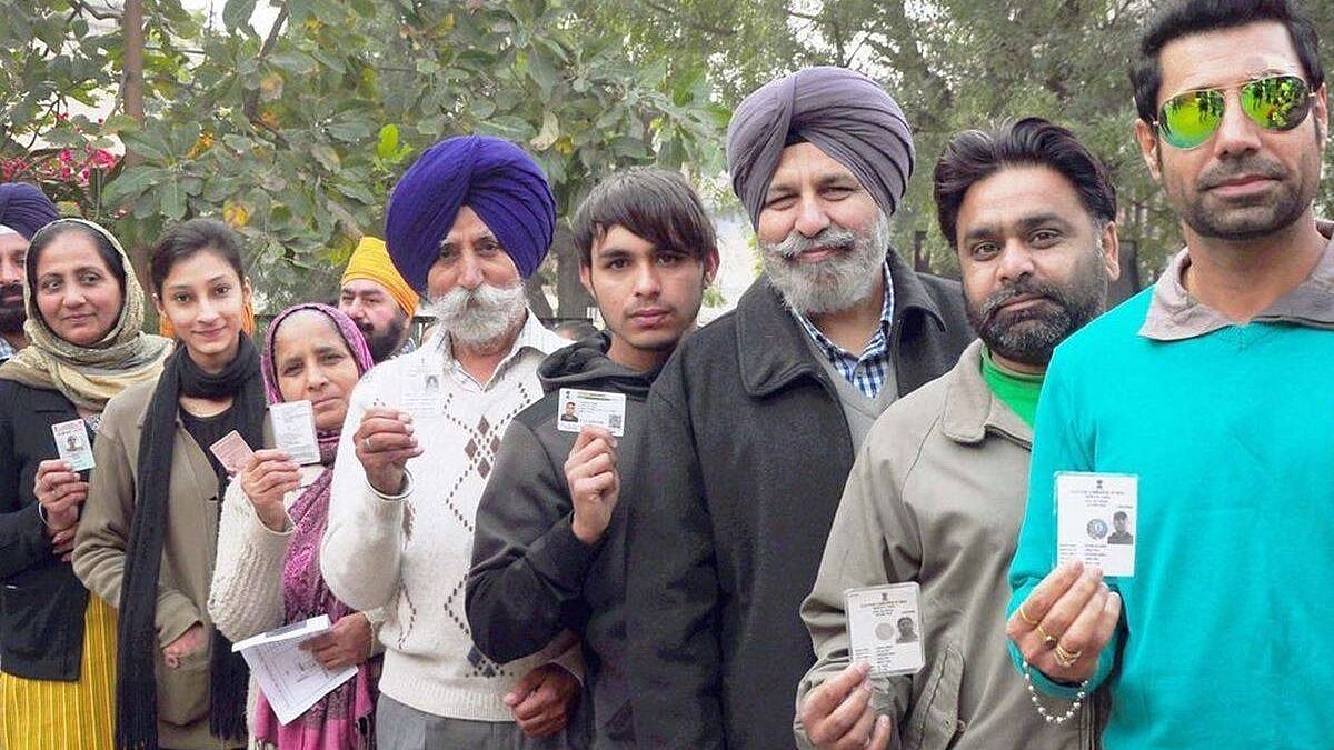 ஓட்டு போடவில்லை என்றால் ரூ.350 அபராதம்.. சமூக வலைத்தளங்களில் பரவிய தகவல்: தேர்தல் ஆணையம் விளக்கம்!