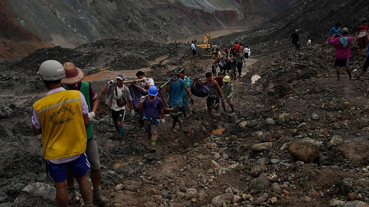 மியான்மர் சுரங்கத்தில் நிலச்சரிவு.. மண்ணில் புதைந்த 100க்கும் மேற்பட்ட தொழிலாளர்களின் நிலை என்ன?