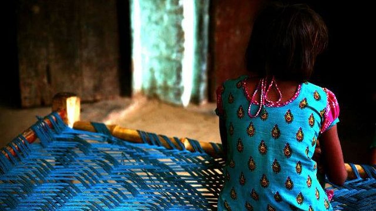 8ஆம் வகுப்பு மாணவிக்கு பாலியல் தொல்லை.. வீடியோ எடுத்து மிரட்டிய லாரி டிரைவர் : போக்சோவில் கைது!