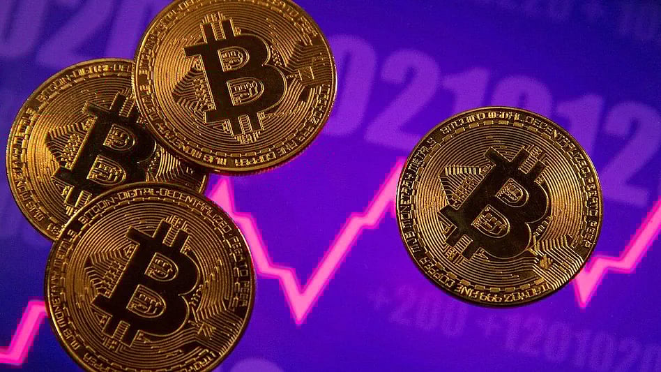 “கிரிப்டோ கரன்சி ஆபத்து.. விளம்பரங்களை தடை செய்யுங்க” : ஐகோர்ட்டில் பொதுநல வழக்கு!