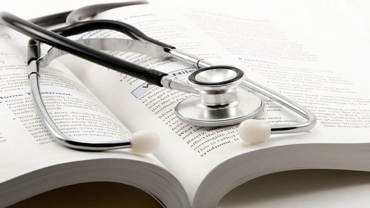 மருத்துவ மற்றும் பல்மருத்துவ படிப்புகளுக்கான சேர்க்கை..  விண்ணப்பிப்பது எப்படி? - தகுதிகள் என்னென்ன?