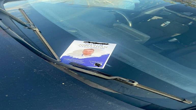 “இந்த வேலைக்கு இவர்தான் சரியான ஆளு” : வித்தியாசமான முறையில் நிறுவனத்தை ஈர்த்த மார்க்கெட்டிங் இளைஞர்!