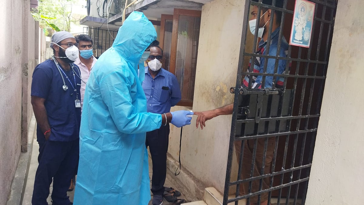 ”கொரோனா டெஸ்ட் ரிசல்ட் வரும் முன்பே நோயை கட்டுப்படுத்தலாம்” - சென்னை மாநகராட்சி அசத்தல் திட்டம்!