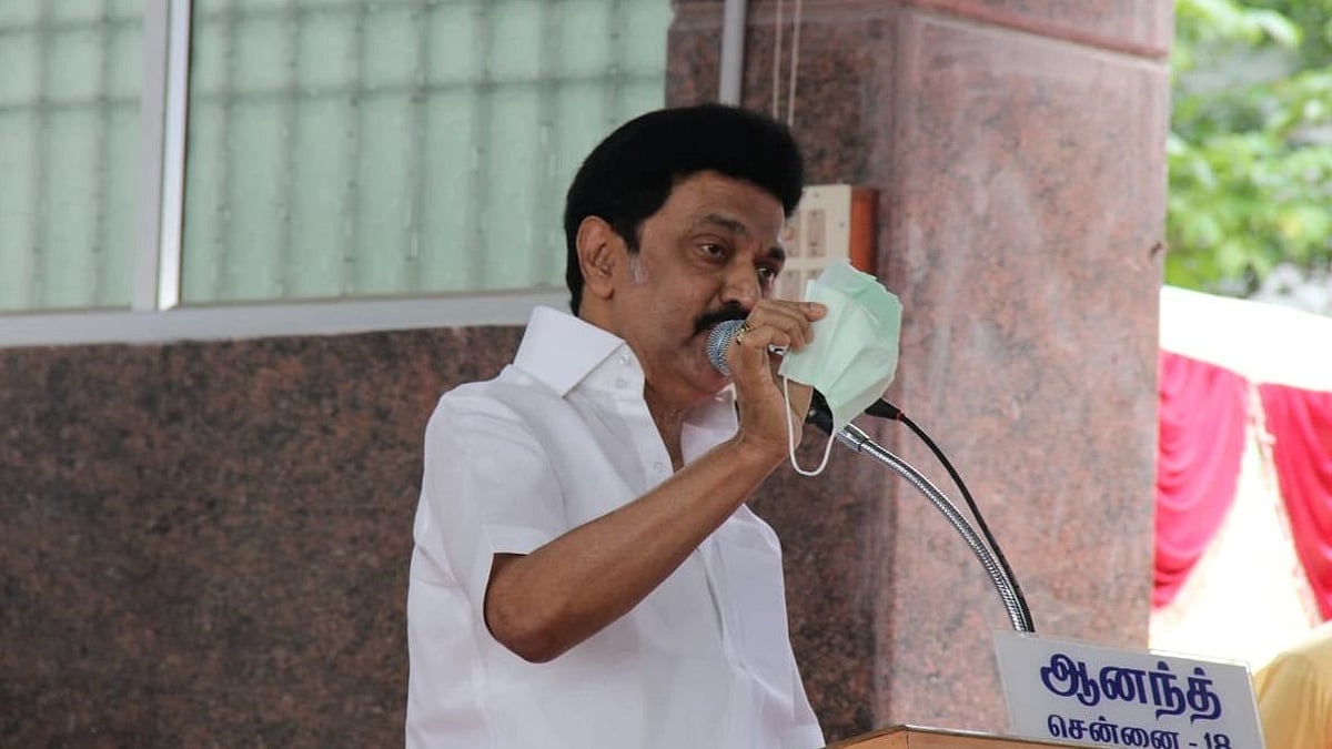 “ஒமைக்ரானில் இருந்து நம்மை காக்கும் கேடயம் முகக்கவசம் தான்” : மாணவர்களுக்கு வேண்டுகோள் விடுத்த முதல்வர்! 