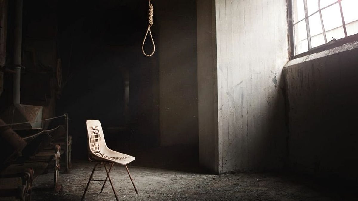 காதலை முறித்து கொண்ட காதலி.. WHATSAPP-ல் வீடியோ வெளியிட்டு காதலன் தற்கொலை : விசாரணையில் ‘பகீர்’ தகவல்!