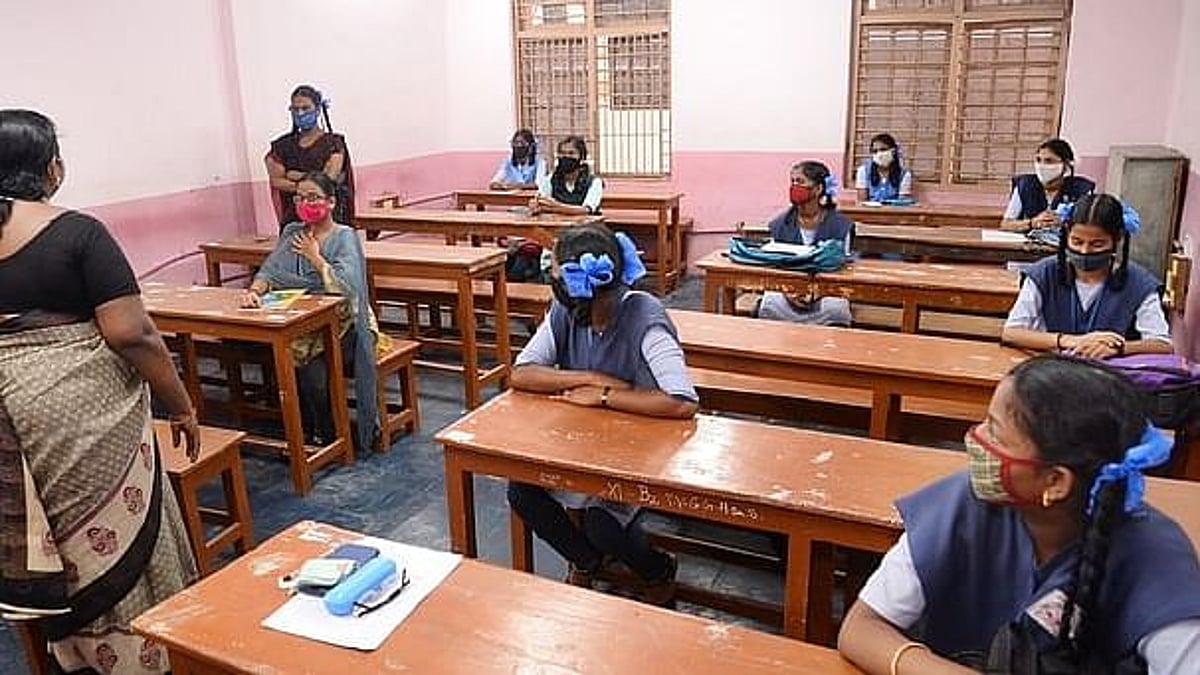 1-8ஆம் வகுப்பு மாணவர்களுக்கு விடுமுறை நீட்டிப்பு- இல்லம் தேடி கல்வி தொடரும்: பள்ளி கல்வித்துறை அறிவிப்பு!