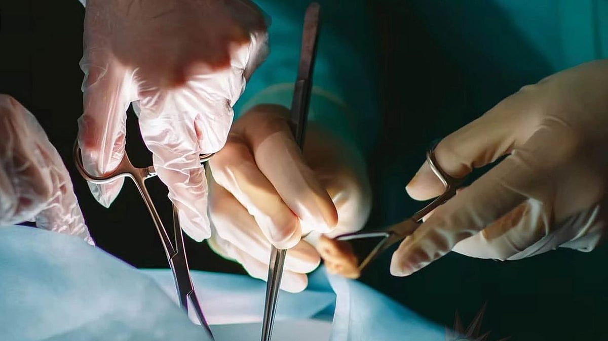 நோயாளியிடம் இருந்து உடல் உறுப்புகள் திருட்டு..? - தனியார் மருத்துவமனை மீது பெண் ‘பகீர்’ புகார்!