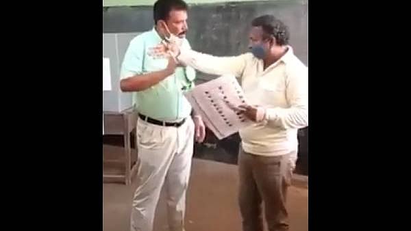 “இதுதான் தமிழ்நாடு..” : மத மோதலுக்கு வித்திட முயன்ற பா.ஜ.க பூத் ஏஜெண்டை ஒன்றிணைந்து வெளியேற்றிய கட்சிகள்!