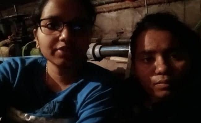 “சாப்பாடு, தண்ணி இல்ல..“ : உக்ரைனில் பதுங்கு குழிகளில் தவிக்கும் இந்திய மாணவர்கள் - வீடியோ வைரல்!