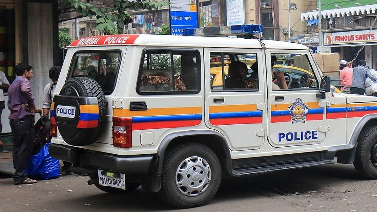 ஆசைக்கு மறுத்த நண்பனின் மனைவியை கொலை செய்த நபர்.. போலிஸிடம் காட்டிக் கொடுத்த ‘செருப்பு’ : நடந்தது என்ன?