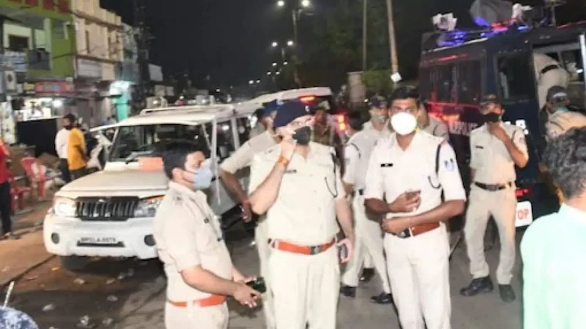 உணவில் விஷம் வைத்து கொலை.. கணவன் உடலை துண்டு துண்டாக வெட்டி செப்டிக் டேங்கில் வீசிய கொடூர மனைவி!