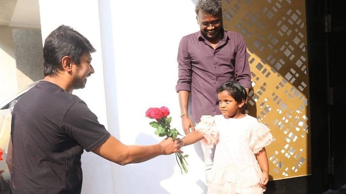 சென்னையில் புதுமனை புகுவிழா கொண்டாடிய மாரி செல்வராஜ்: நேரில் சென்று வாழ்த்து கூறிய உதயநிதி ஸ்டாலின்!