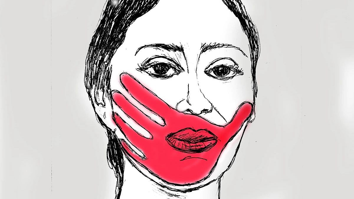 சிகரெட் பிடுங்கி வீசியதால் ஆத்திரம்; ஷேர் ஆட்டோவில் பெண்ணை தாக்கிய வங்கி ஊழியர்; குருகிராமில் பயங்கரம்!