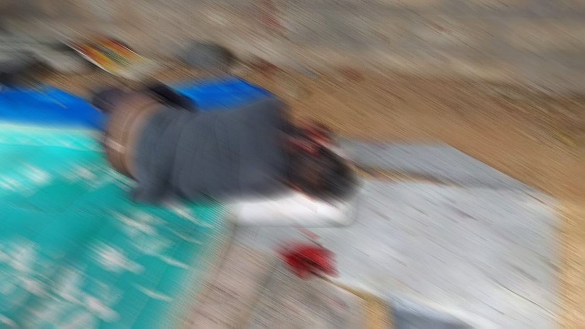 ’தூங்குவதில் ஏற்பட்ட தகராறு’ - சம்மட்டியால் வெட்டியதில் சிதறிய மூளை ; வட மாநில போதை ஆசாமிக்கு வலைவீச்சு!