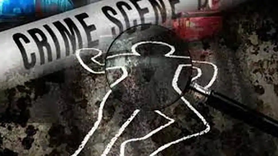 நிலத்தகராறில் பெண் அடித்துக் கொலை.. அ.தி.மு.க பிரமுகருக்கு போலிஸ் வலைவீச்சு - பின்னணி என்ன?