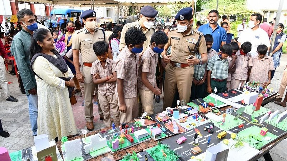 'நான் உன்னோட ரசிகன் தம்பி..' : பள்ளி மாணவன் பதிலால் மெய்சிலிர்த்த DGP சைலேந்திரபாபு!